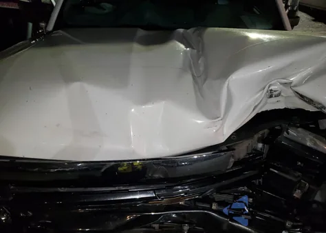 2015 Chevrolet Silverado K3500 Ltz z USA, uszkodzony, nr VIN 1GC4K0E87FF556709